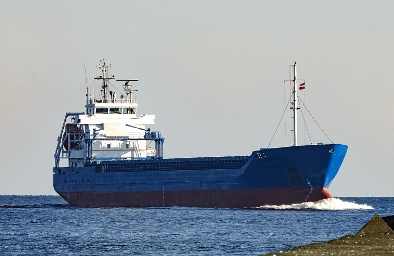 散貨船海運(yùn)將繼續(xù)扮演著重要角色，為全球經(jīng)濟(jì)注入活力與希望